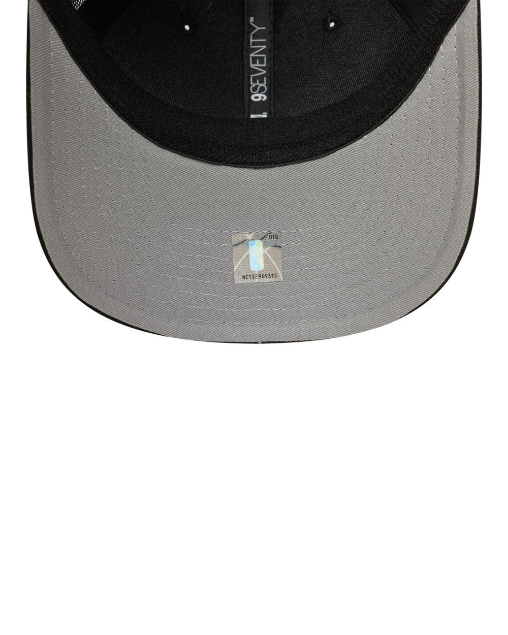 TRUCKER NEW ERA 9SEVENTY BULLS NOIRE
