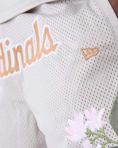 SHORT NEW ERA FLORAL MESH STL CARDINAL CREME