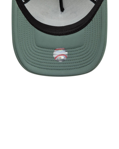 TRUCKER NEW ERA CARDINALS FRUIT GRAPH