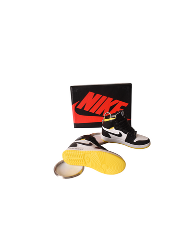 PORTE-CLES MINI SNEAKERS J1 "NOT FOR RESALE" JAUNE (EXCLUSIVITÉ : BOÎTE + 2 PORTE-CLÉS) - Cashville