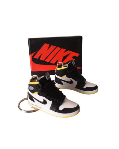 PORTE-CLES MINI SNEAKERS J1 "NOT FOR RESALE" JAUNE (EXCLUSIVITÉ : BOÎTE + 2 PORTE-CLÉS) - Cashville