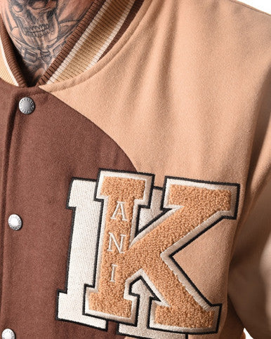 VESTE TEDDY KARL KANI RETRO PATCH WAVY MARRON - Cashville